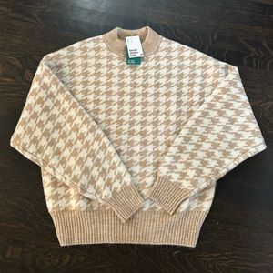 NWT H&M sweater